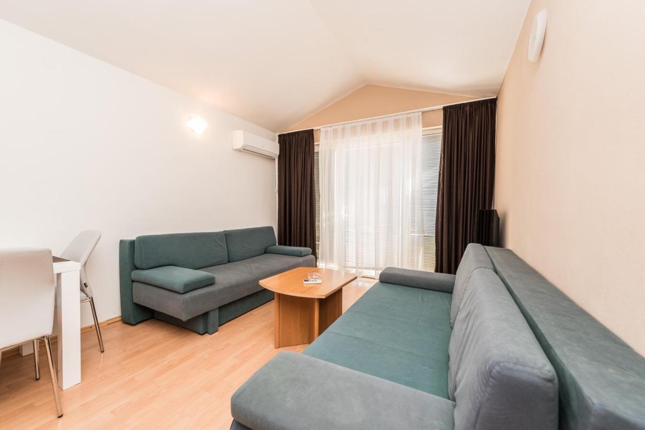 Apartments Danijela 1 Sukošan Kültér fotó