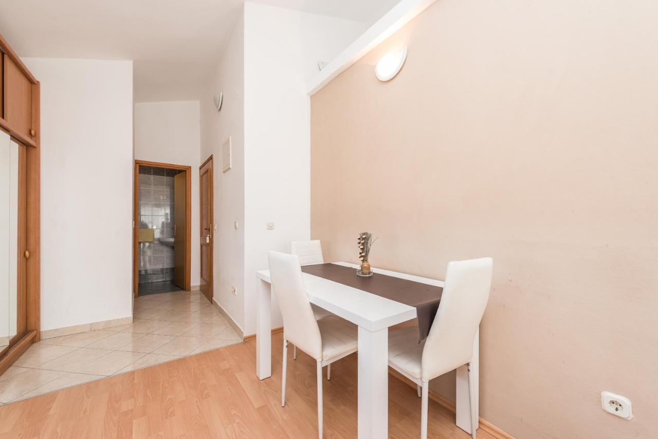 Apartments Danijela 1 Sukošan Kültér fotó