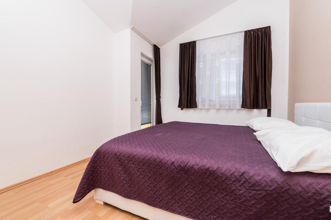 Apartments Danijela 1 Sukošan Kültér fotó