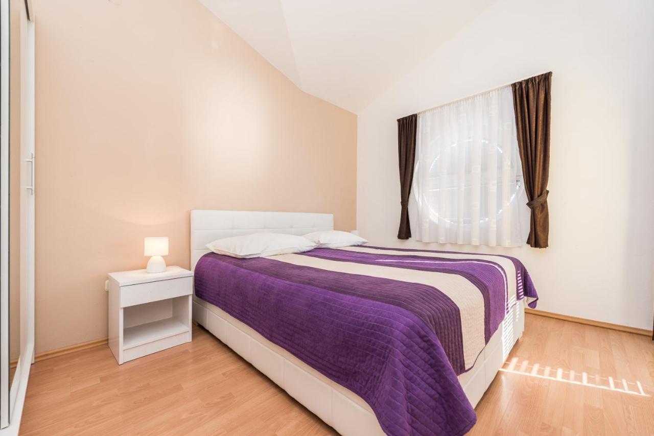 Apartments Danijela 1 Sukošan Kültér fotó